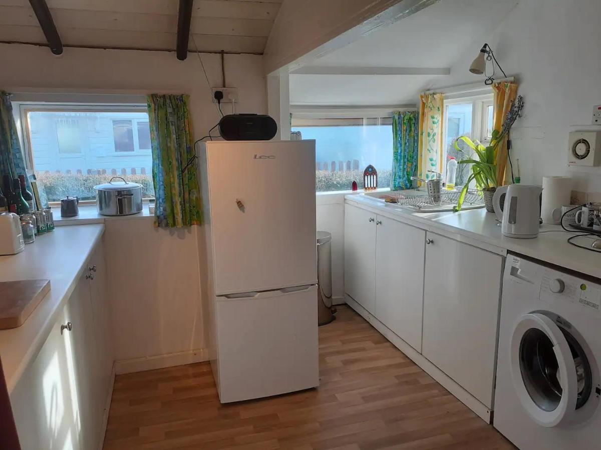 Sundial Cottage Норуич Екстериор снимка